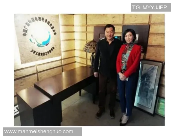 李伟专访：从青涩少年到足球明星的成长之路回顾